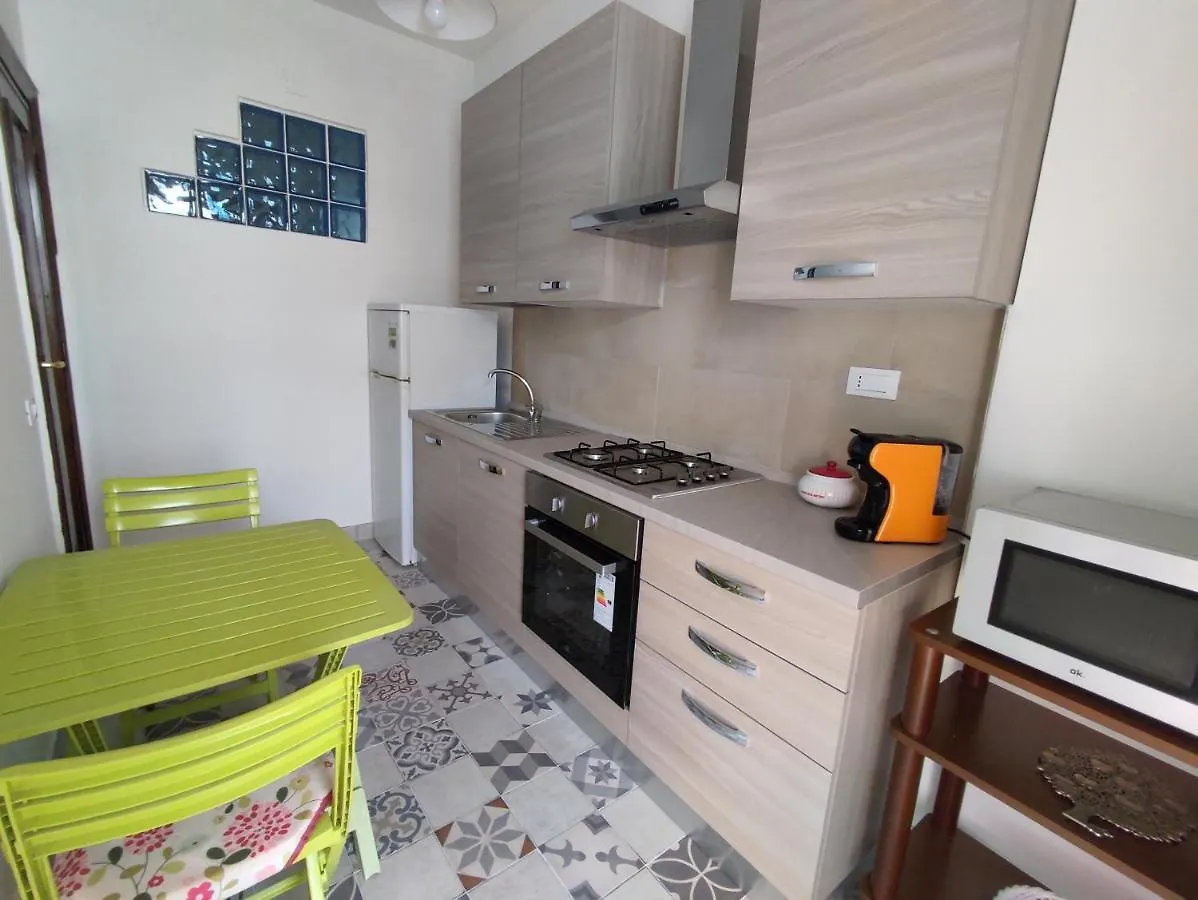 Lele Home Palermo 0*,  Italy
